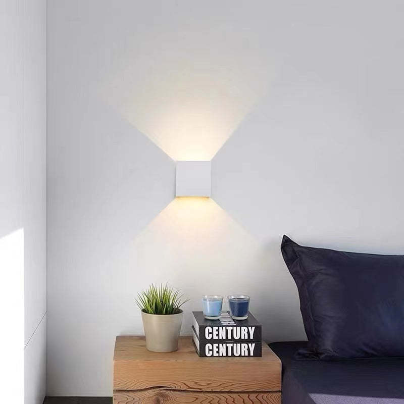 Ray Moderno Doble Foco Metal Aplique de Pared Exterior Negro/Blanco