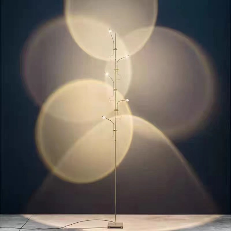 Mira Minimalista Moderna Lineal Metal LED Lámpara de Pie Negra