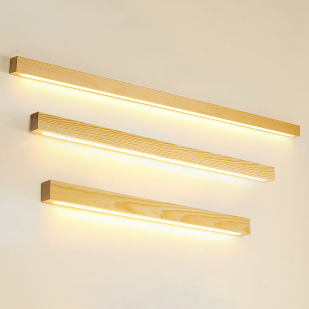 Muto Lámpara de Pared Lineal de Madera
