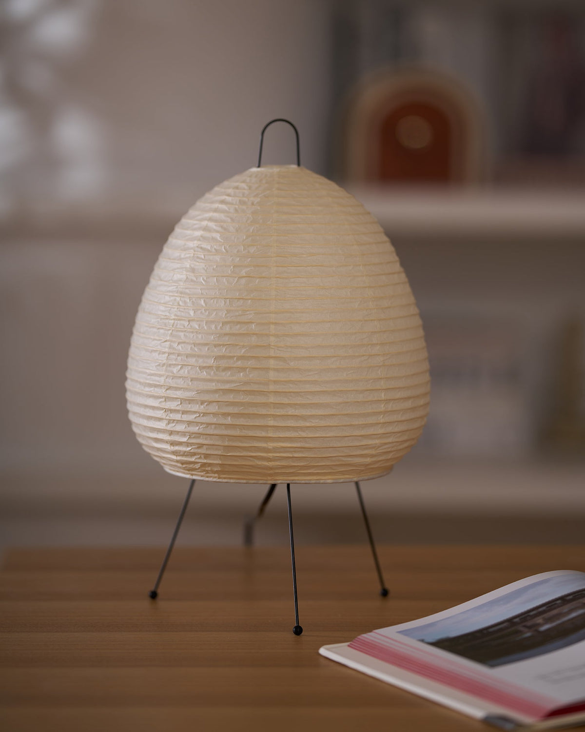 Tranquilux lámpara de mesa de papel inspirada en Japón