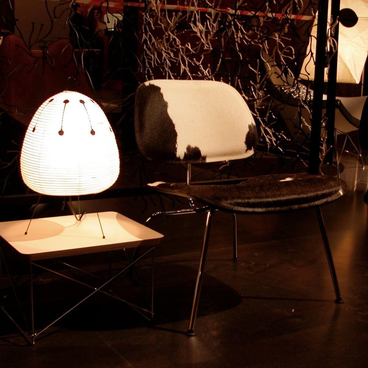 Tranquilux lámpara de mesa de papel inspirada en Japón