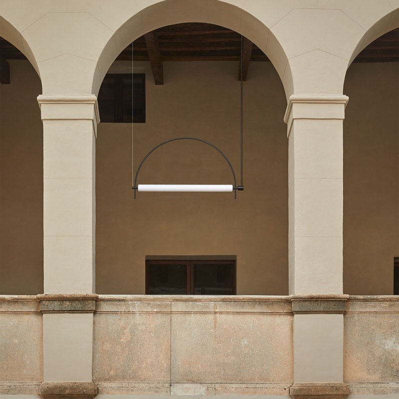 Arched lámpara de araña lineal con LED