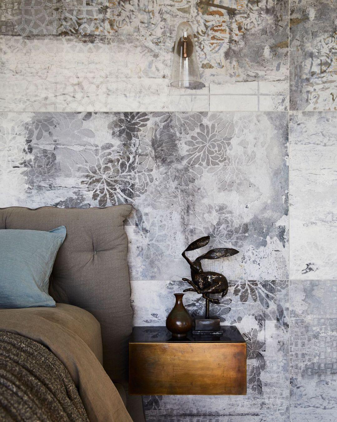 Velivira aplique de pared con pantalla cónica de vidrio