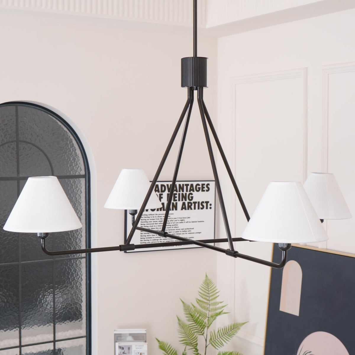 Vase lámpara de araña con pantalla cónica minimalista