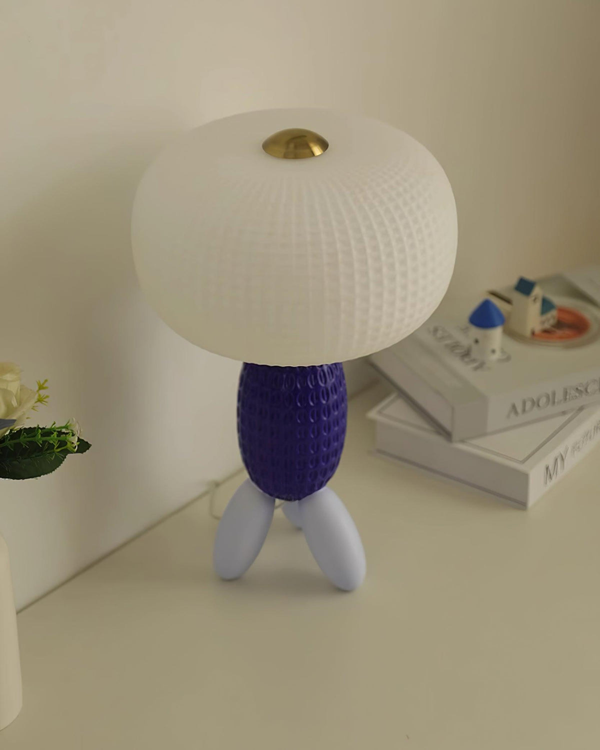 Eirarielle lámpara de mesa moderna de vidrio