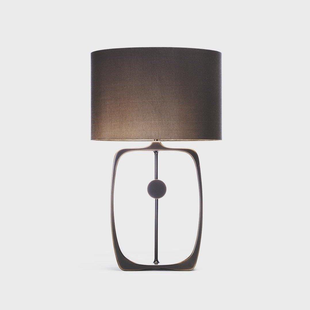 Frank lámpara de mesa contemporánea