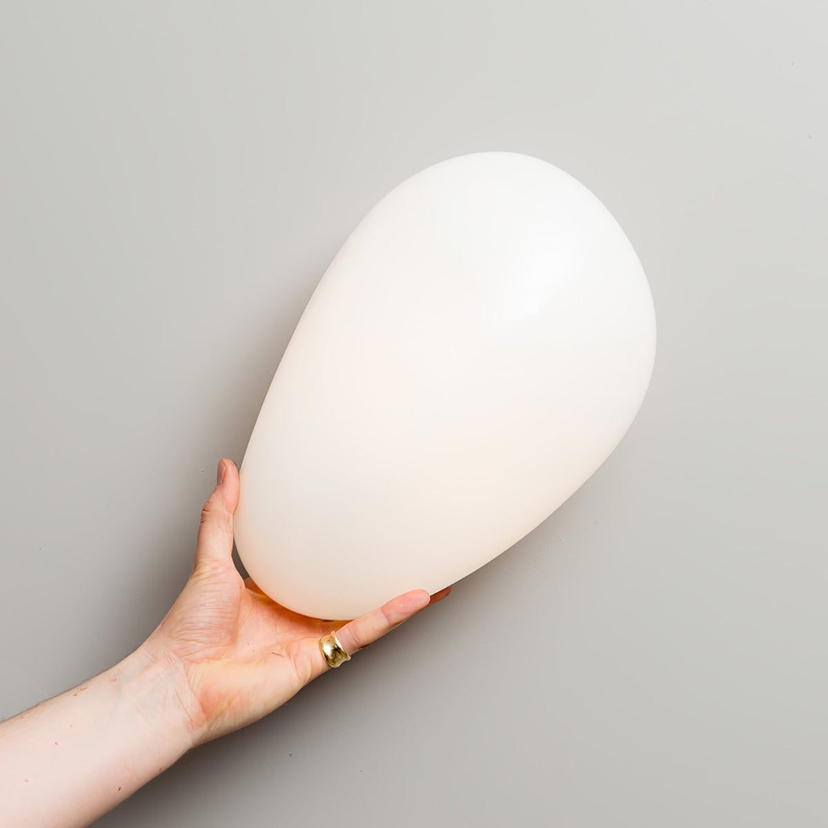 Eirinina aplique de pared con vidrio