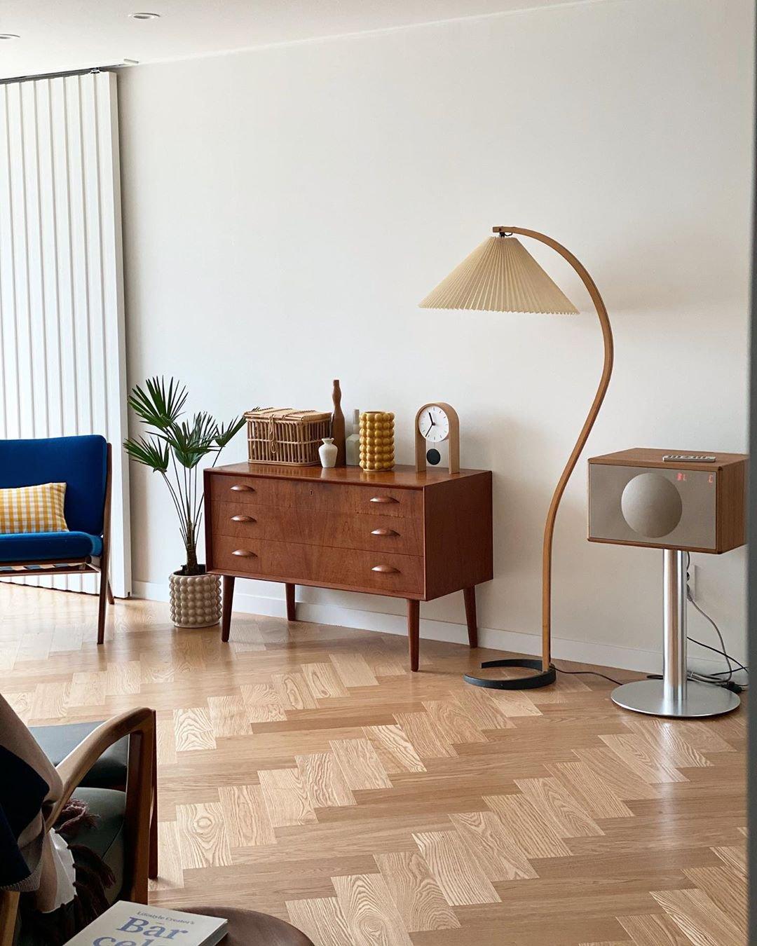Viaro lámpara de pie de madera