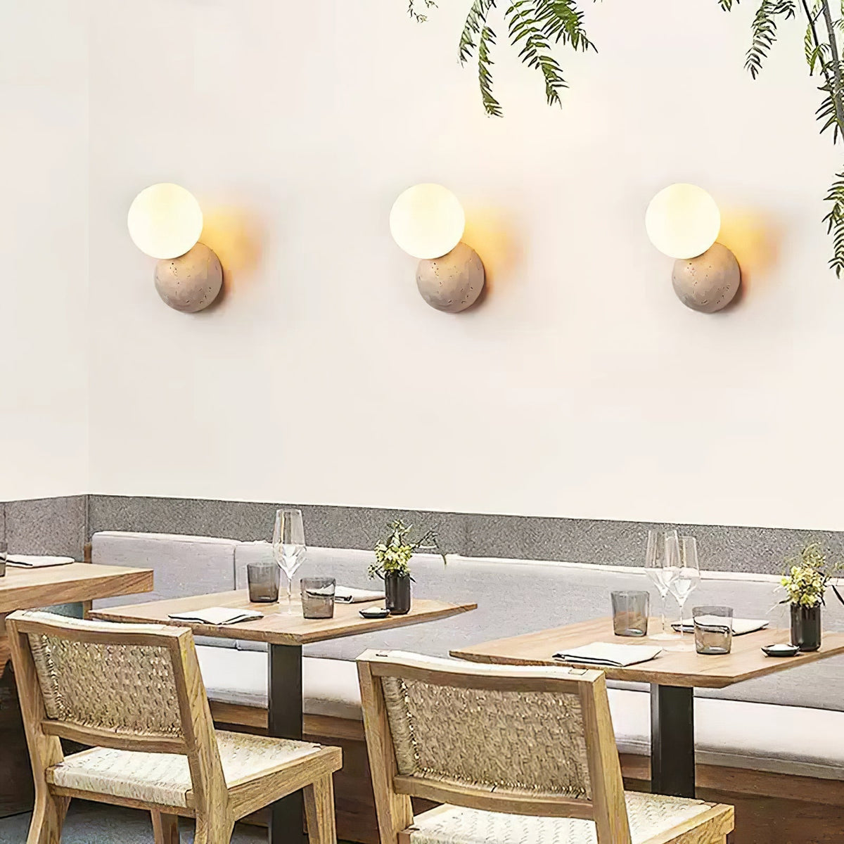 Cethair aplique de pared en travertino