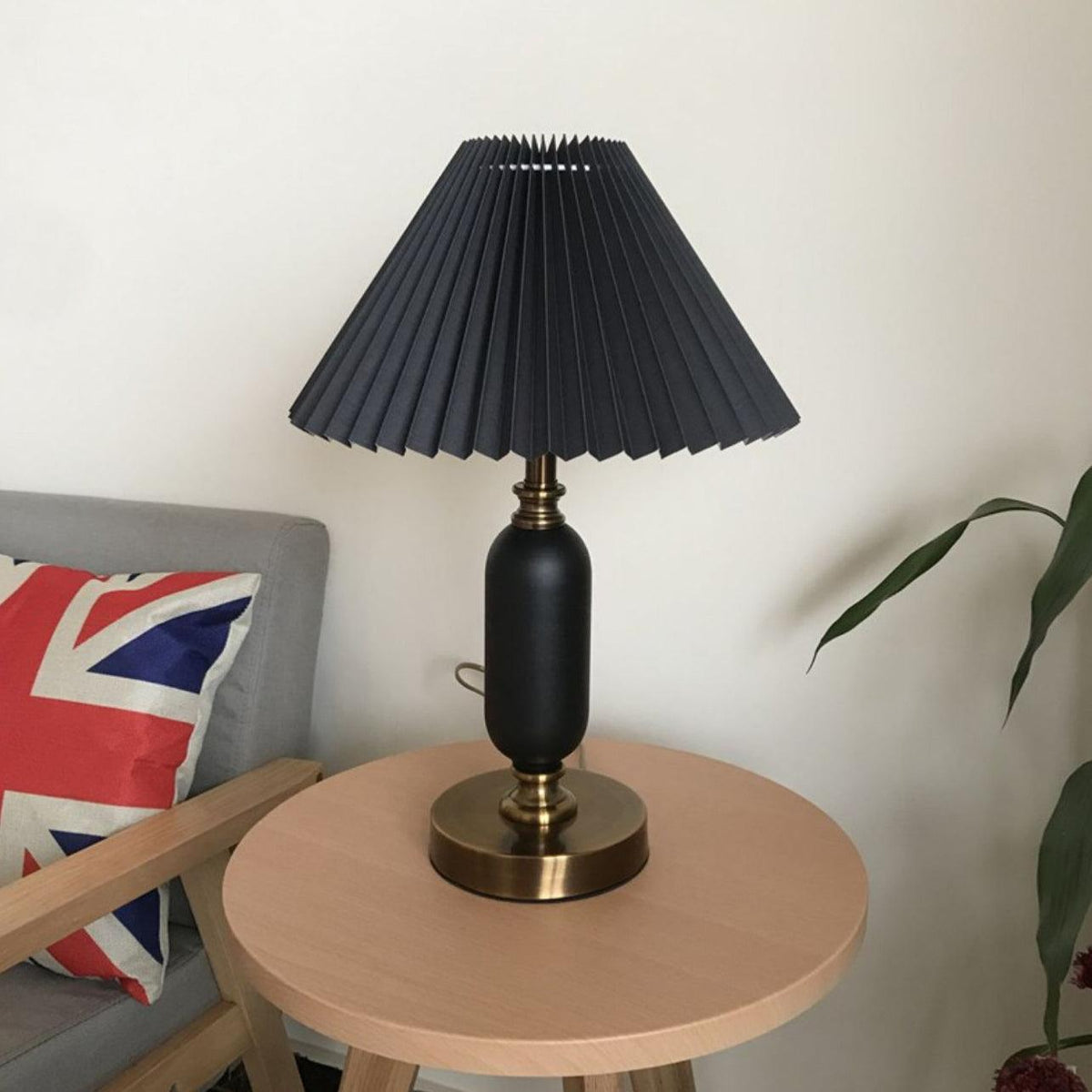 Aurmarila lámpara de mesa de tejido