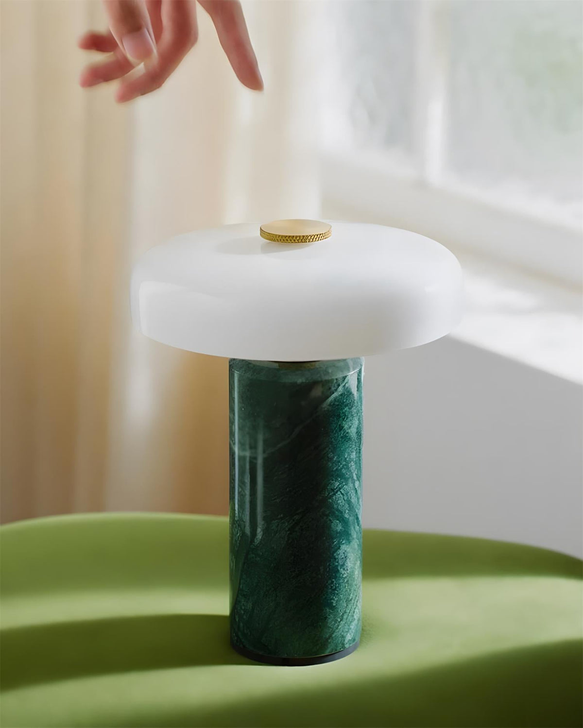 Lámpara de mesa Casterstone