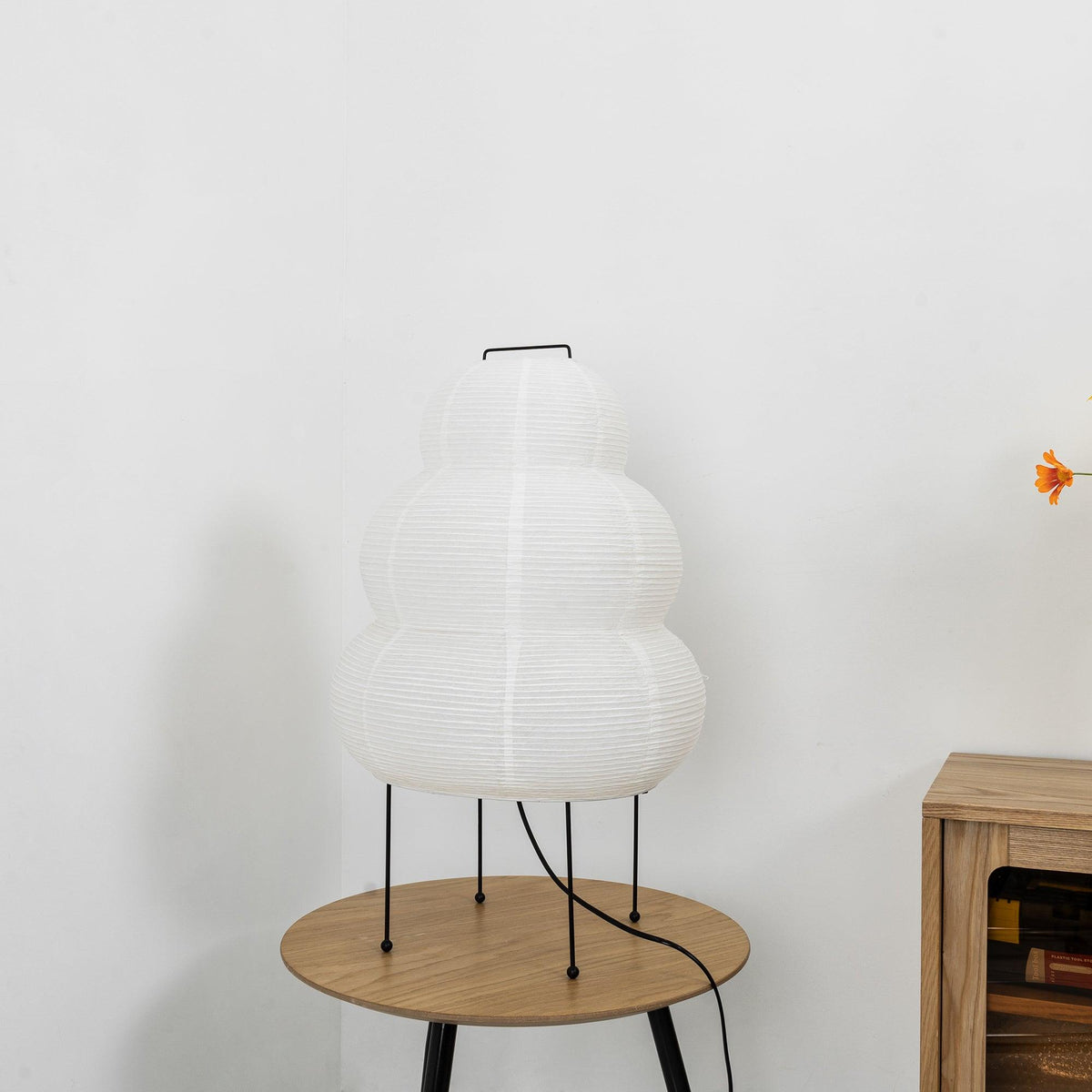 Tranquilux lámpara de mesa de papel inspirada en Japón