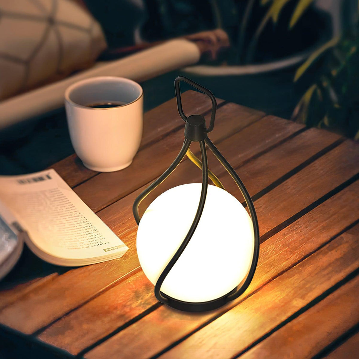 Emma lámpara de mesa minimalista de vidrio