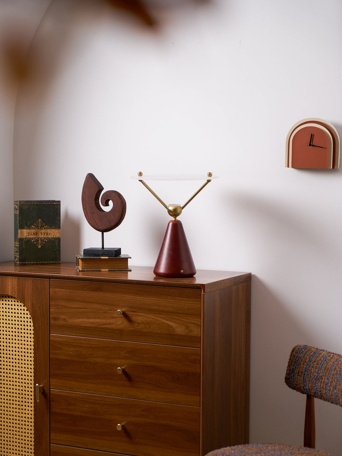 Balance lámpara de mesa moderna de madera