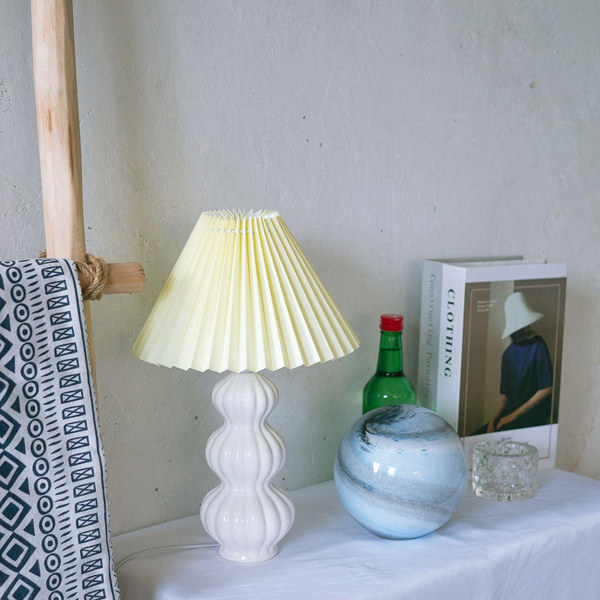 Hart lámpara de mesa vintage de tejido