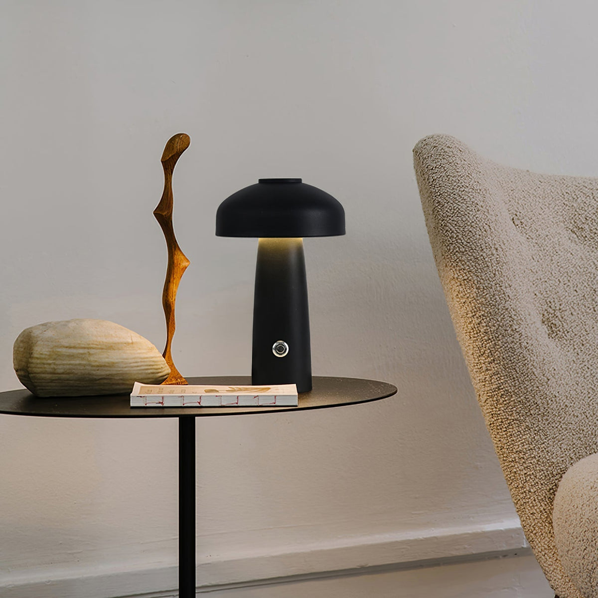 Poppist lámpara de mesa