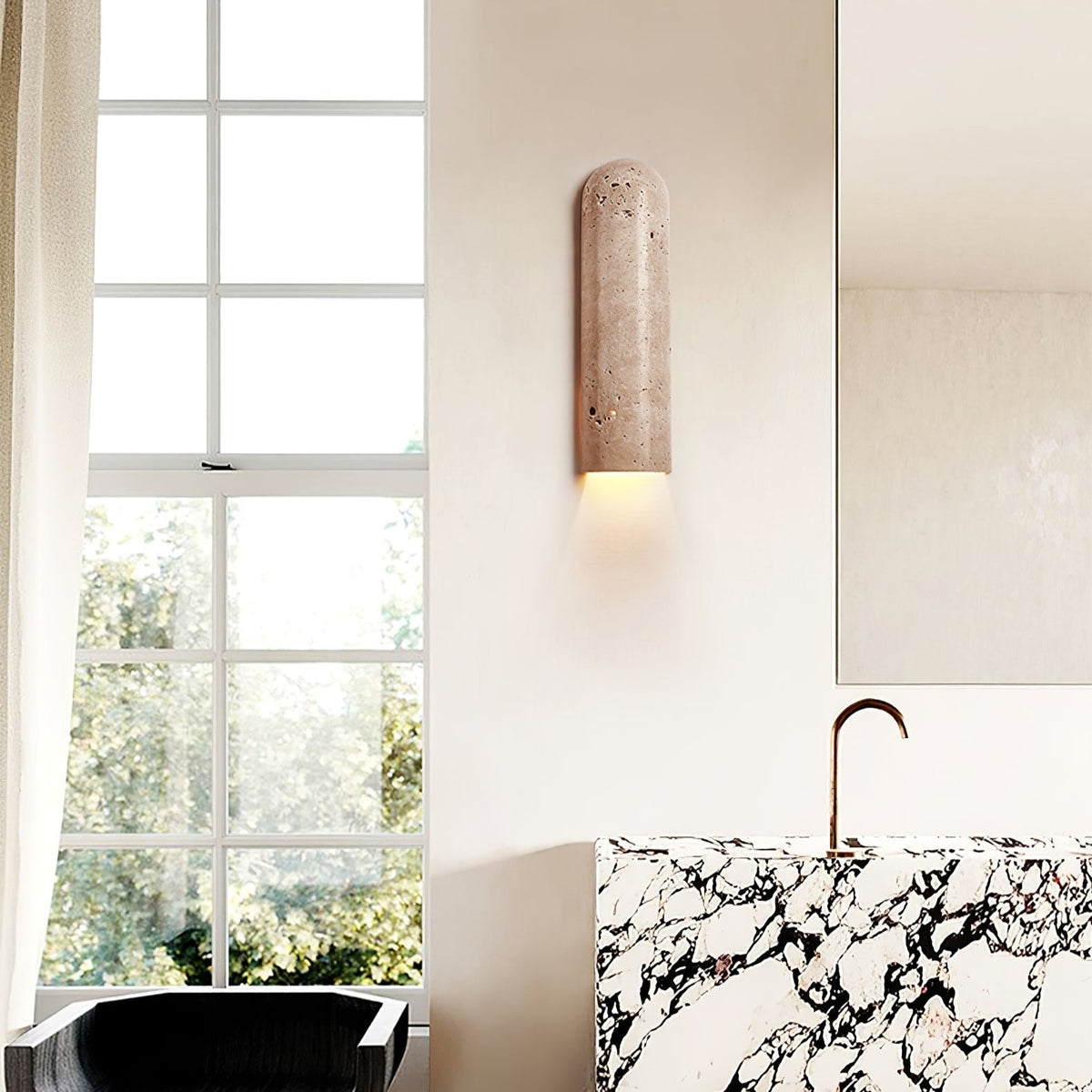 Olvenan aplique de pared en travertino