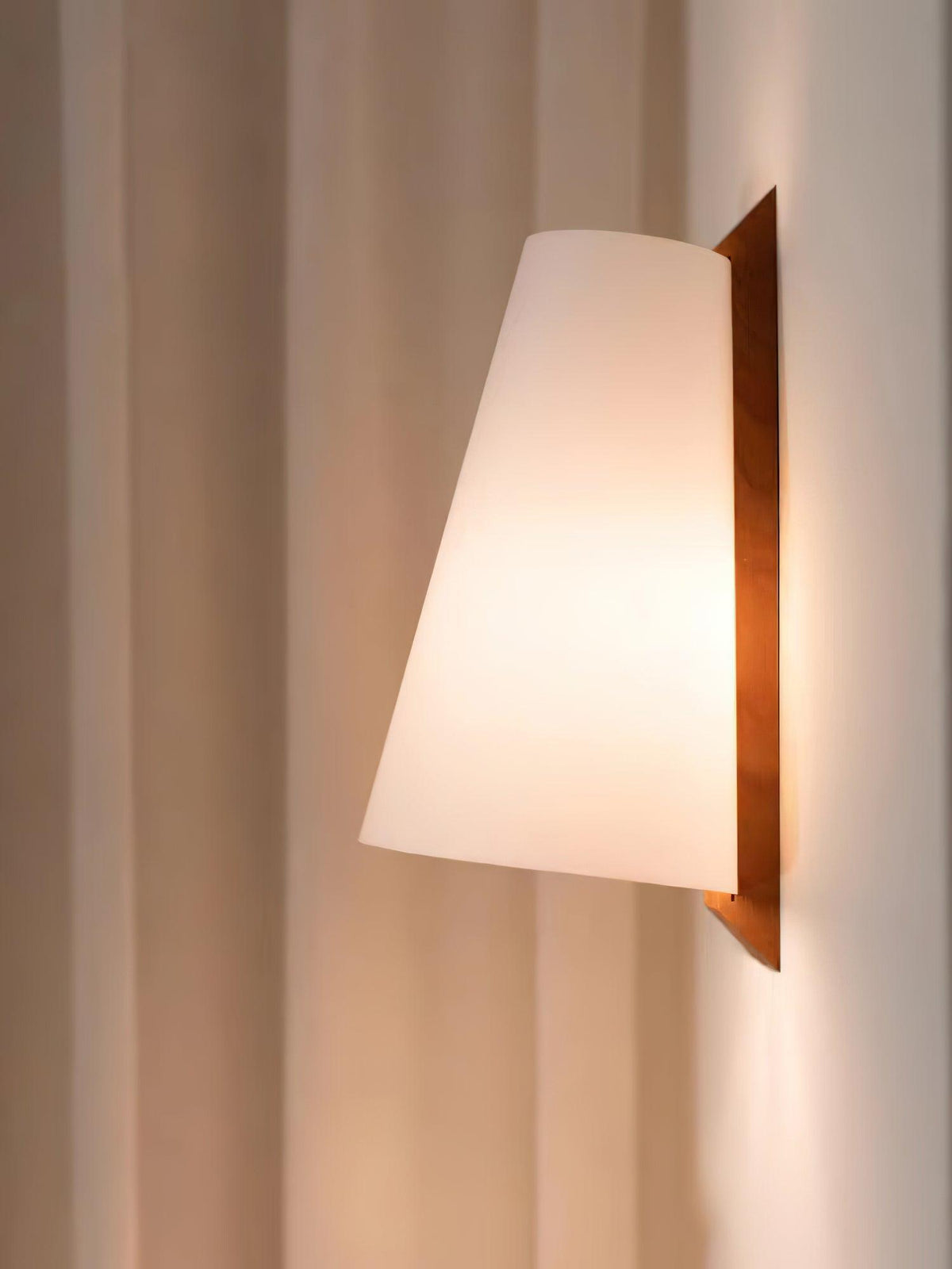 Miriam aplique de pared moderno minimalista de plástico