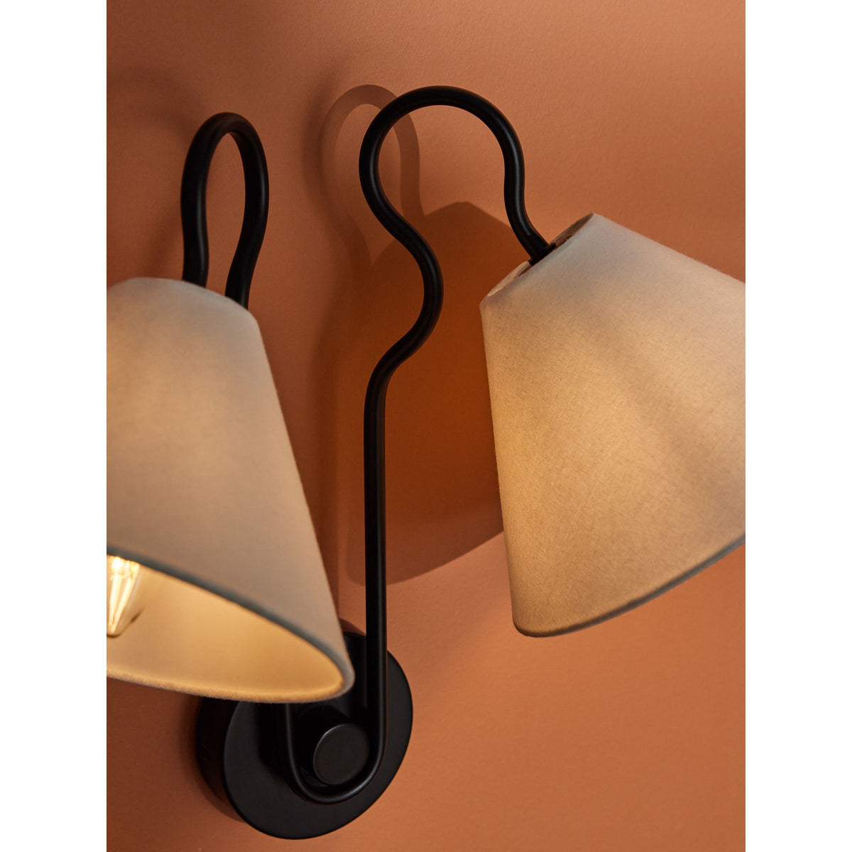 Orelorenne aplique de pared