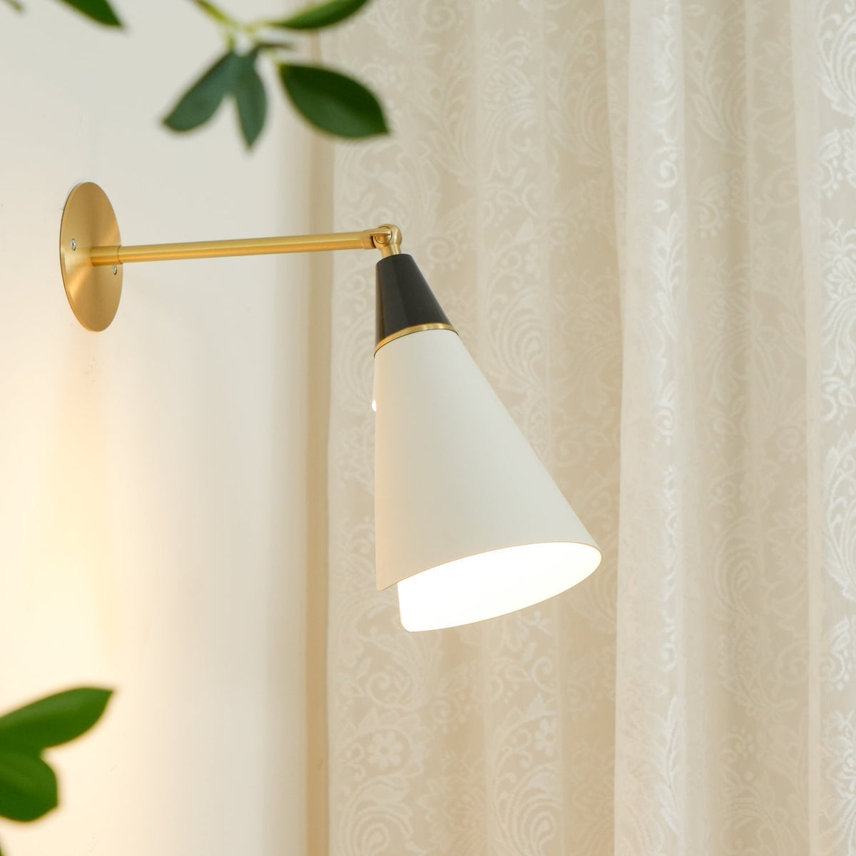 Orieiella aplique de pared moderno minimalista de latón