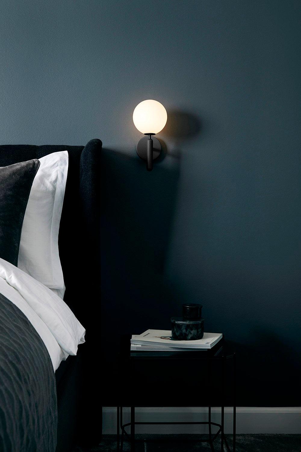 Kynlo aplique de pared con globos de vidrio claro estilo nórdico enchufable esfera