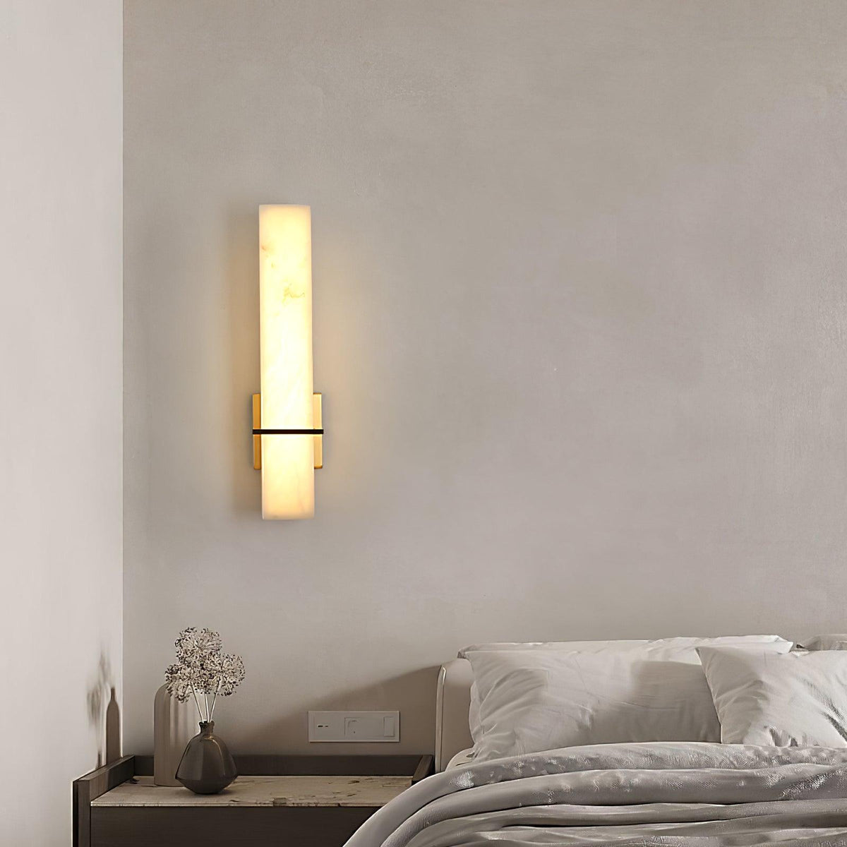 Eiriaya aplique de pared blanco alabastro latón moderno cuboide