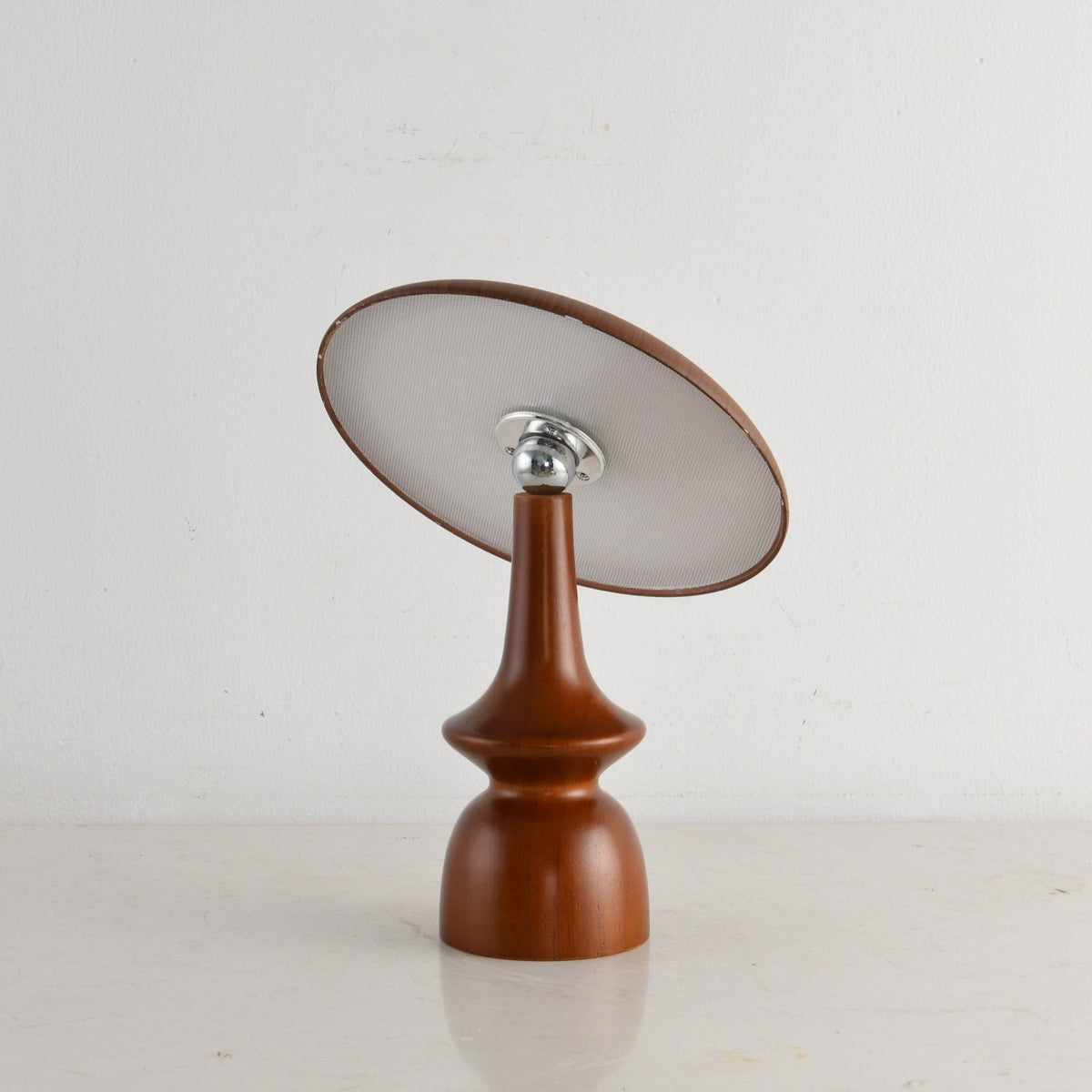 Orbis lámpara de mesa vintage de madera