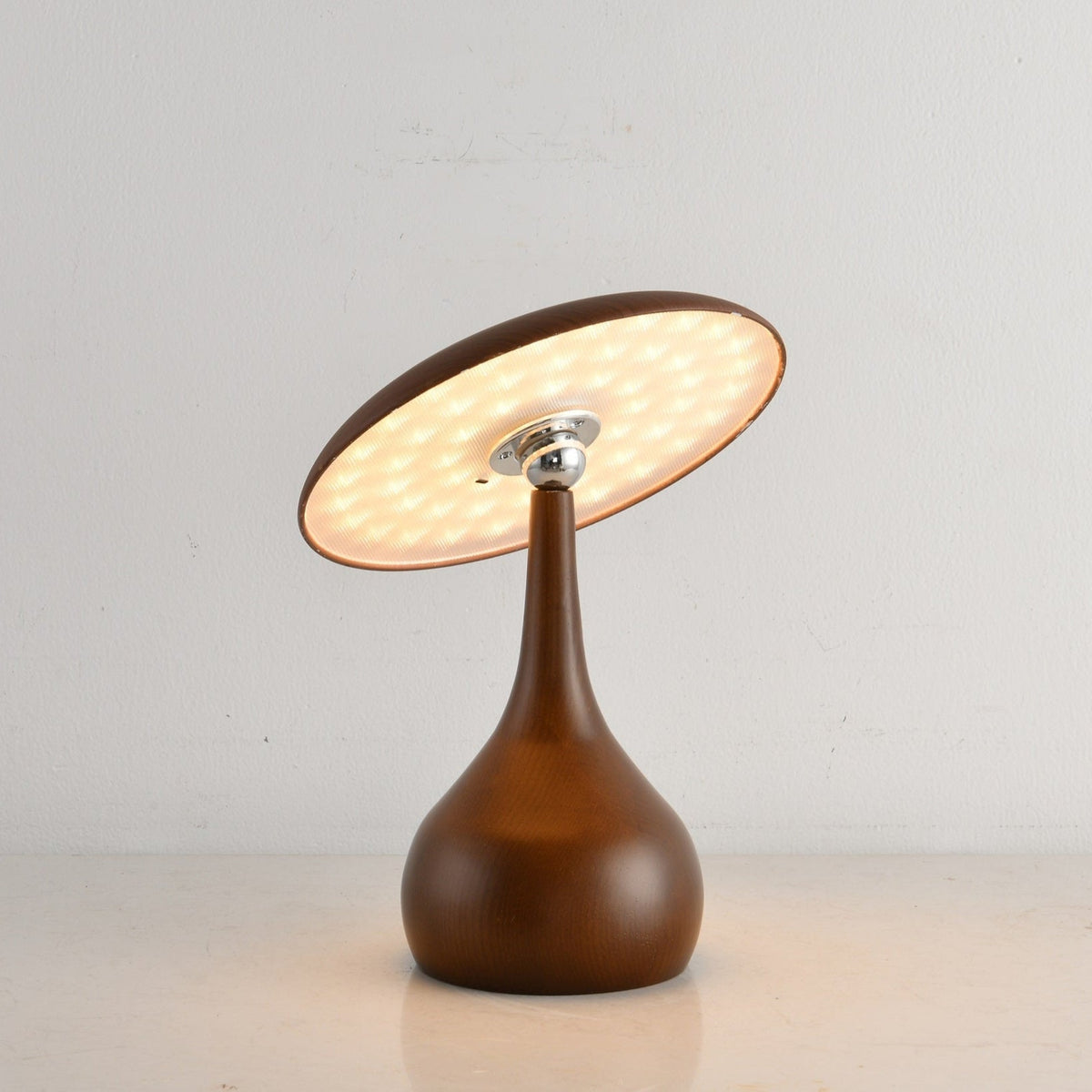 Orbis lámpara de mesa vintage de madera