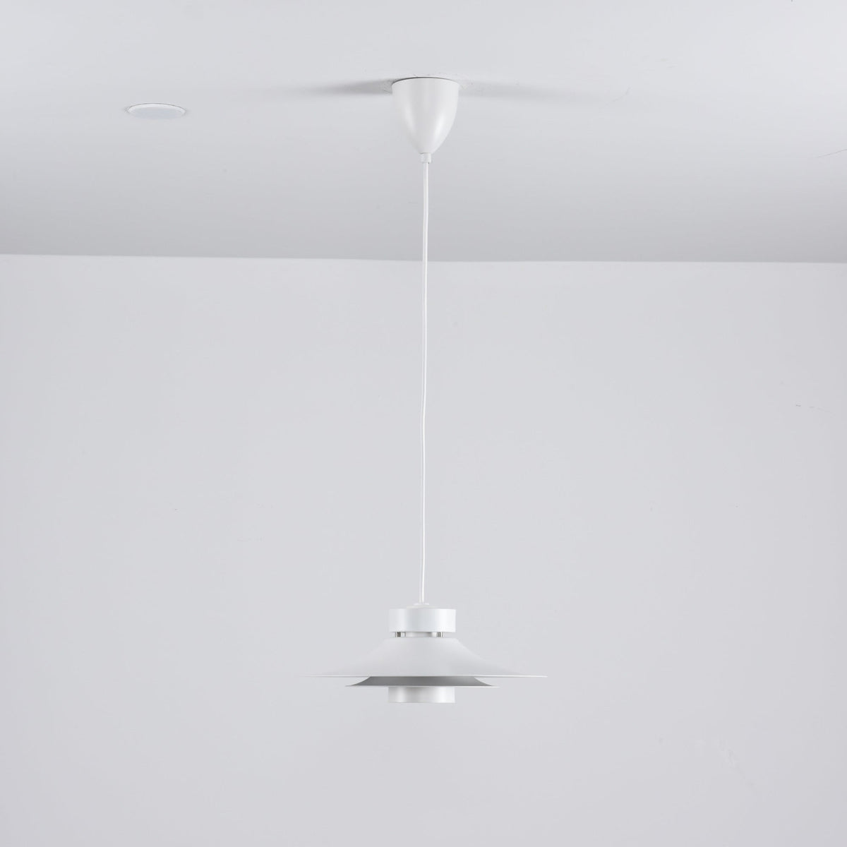 Rivivaya lámpara colgante minimalista