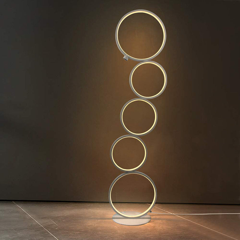 Mira Moderna Geométrico Metal/Silicio LED Lámpara de Pie Negra/Blanca