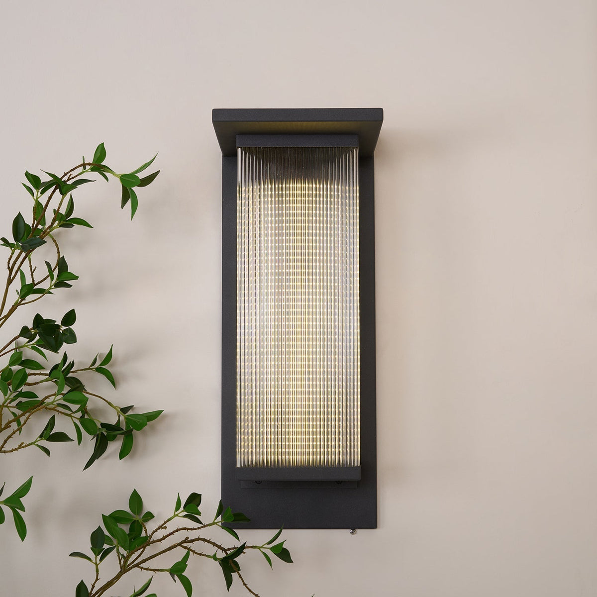 Corvian Dependable Única Caja Solar aplique de pared de Pared