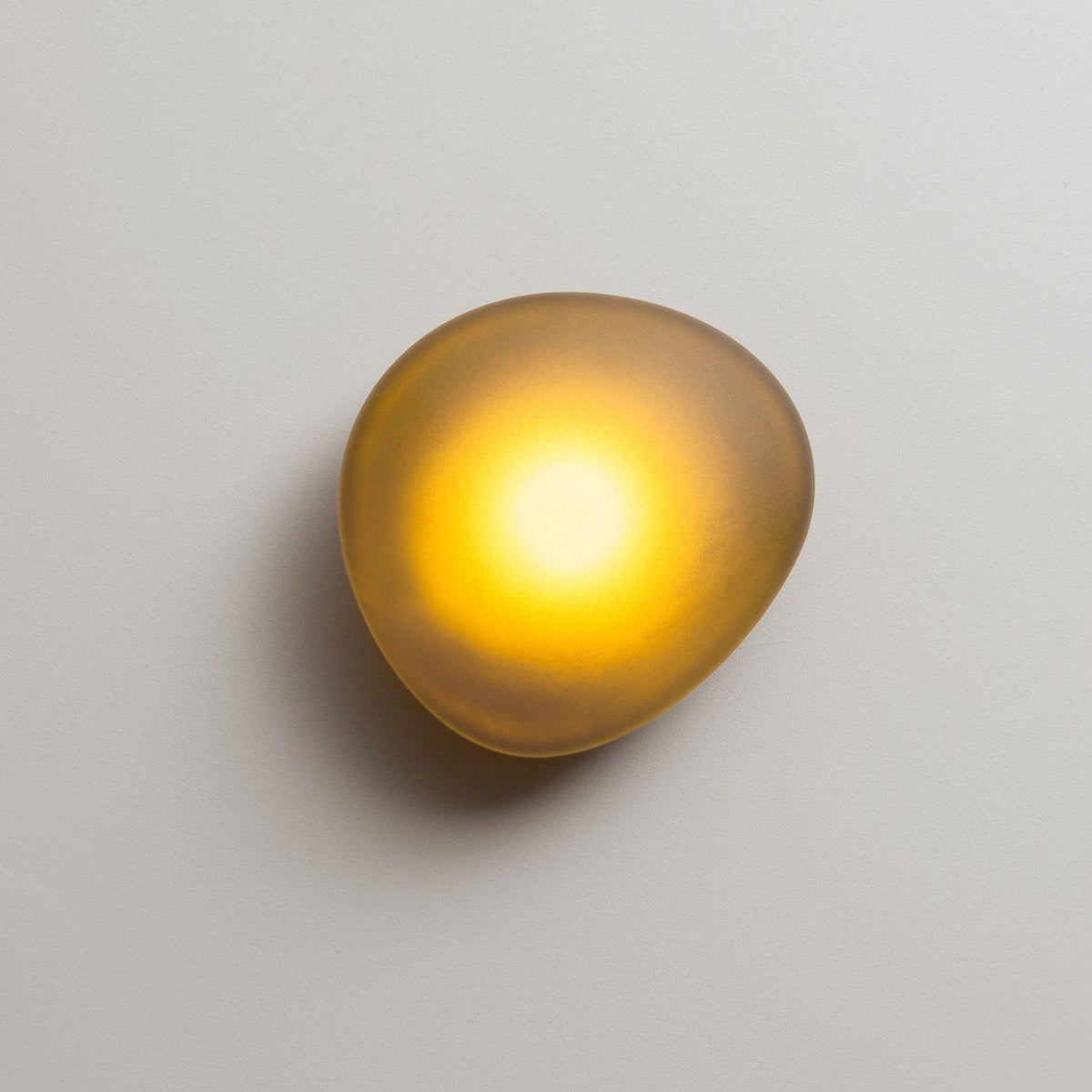 Eirinina aplique de pared con vidrio