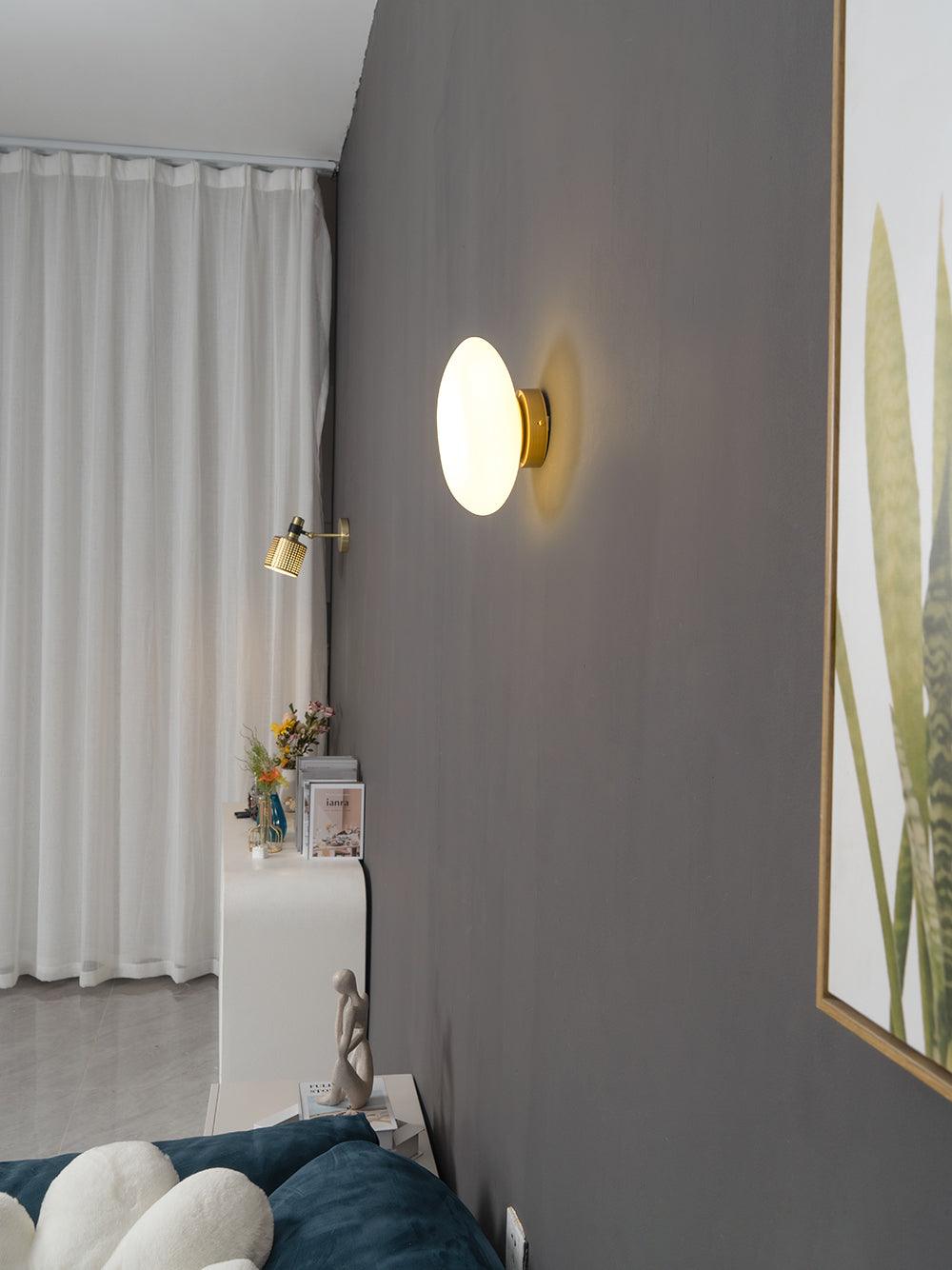 Eirinina aplique de pared con vidrio