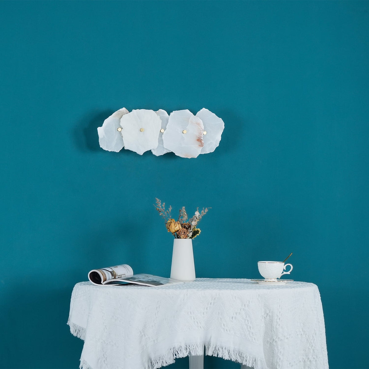Alaeila aplique de pared Floral Cluster alabastro
