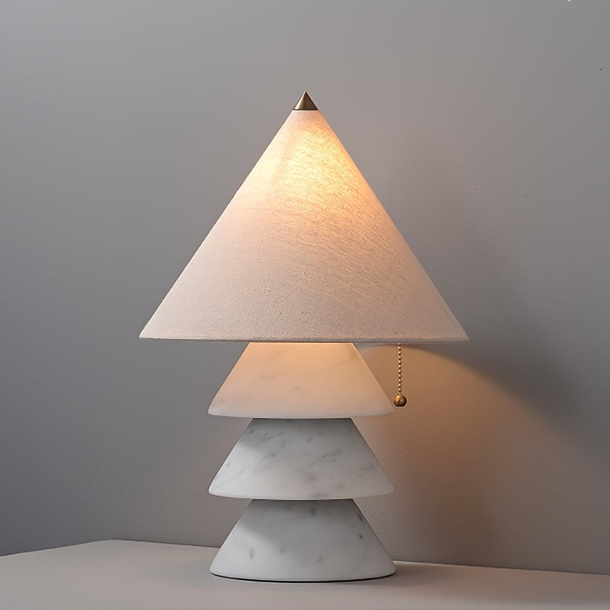 Pyramid lámpara de mesa de mármol