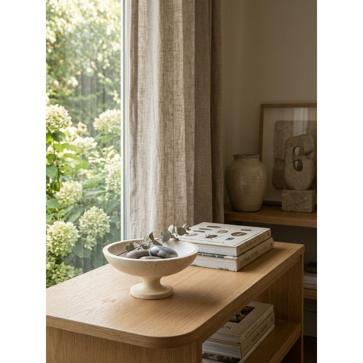 Cuenco de piedra con pedestal Ulvercombe