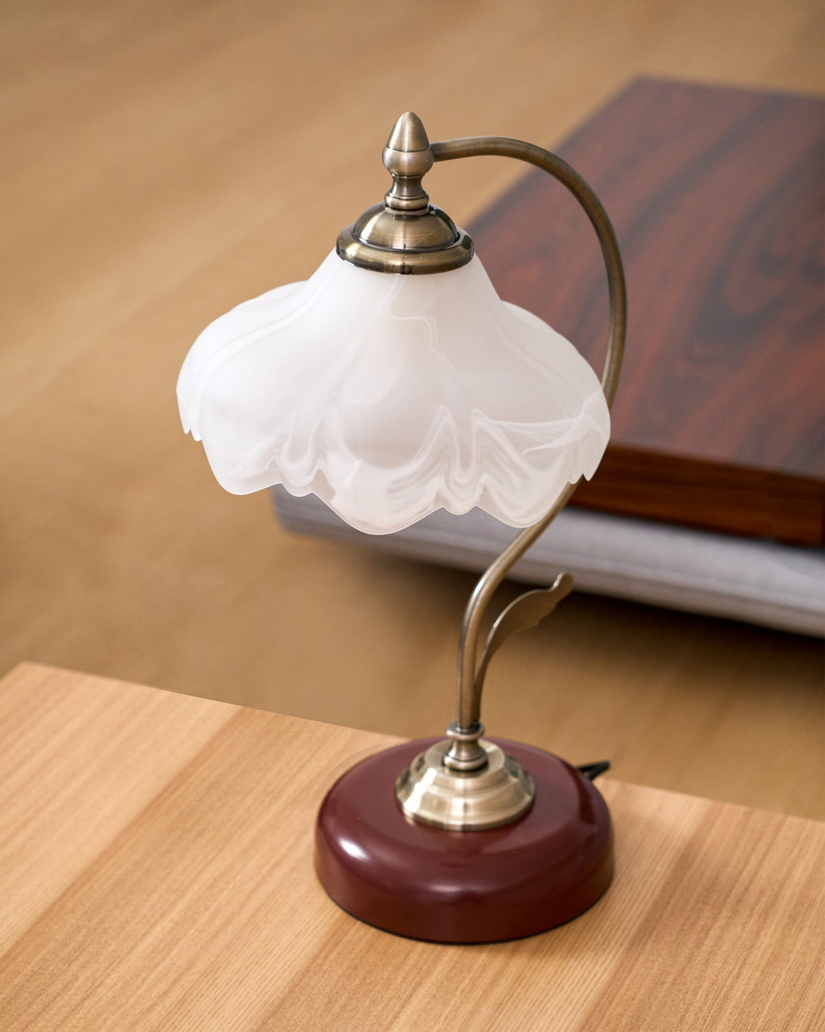 Velivise lámpara de mesa Flower
