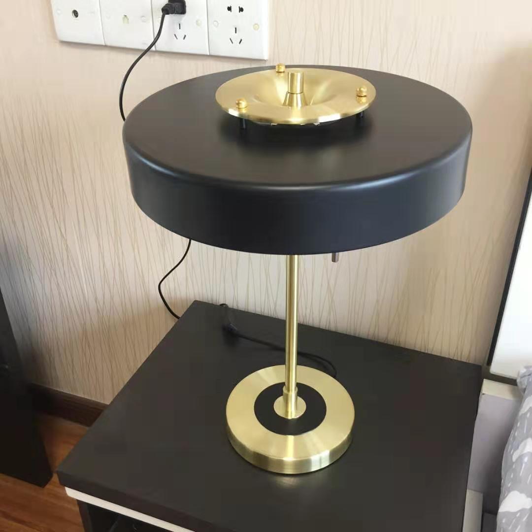 Paula lámpara de mesa moderna