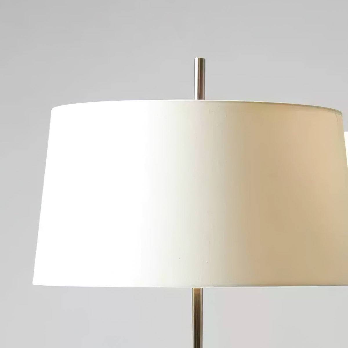 Silasn lámpara de mesa minimalista