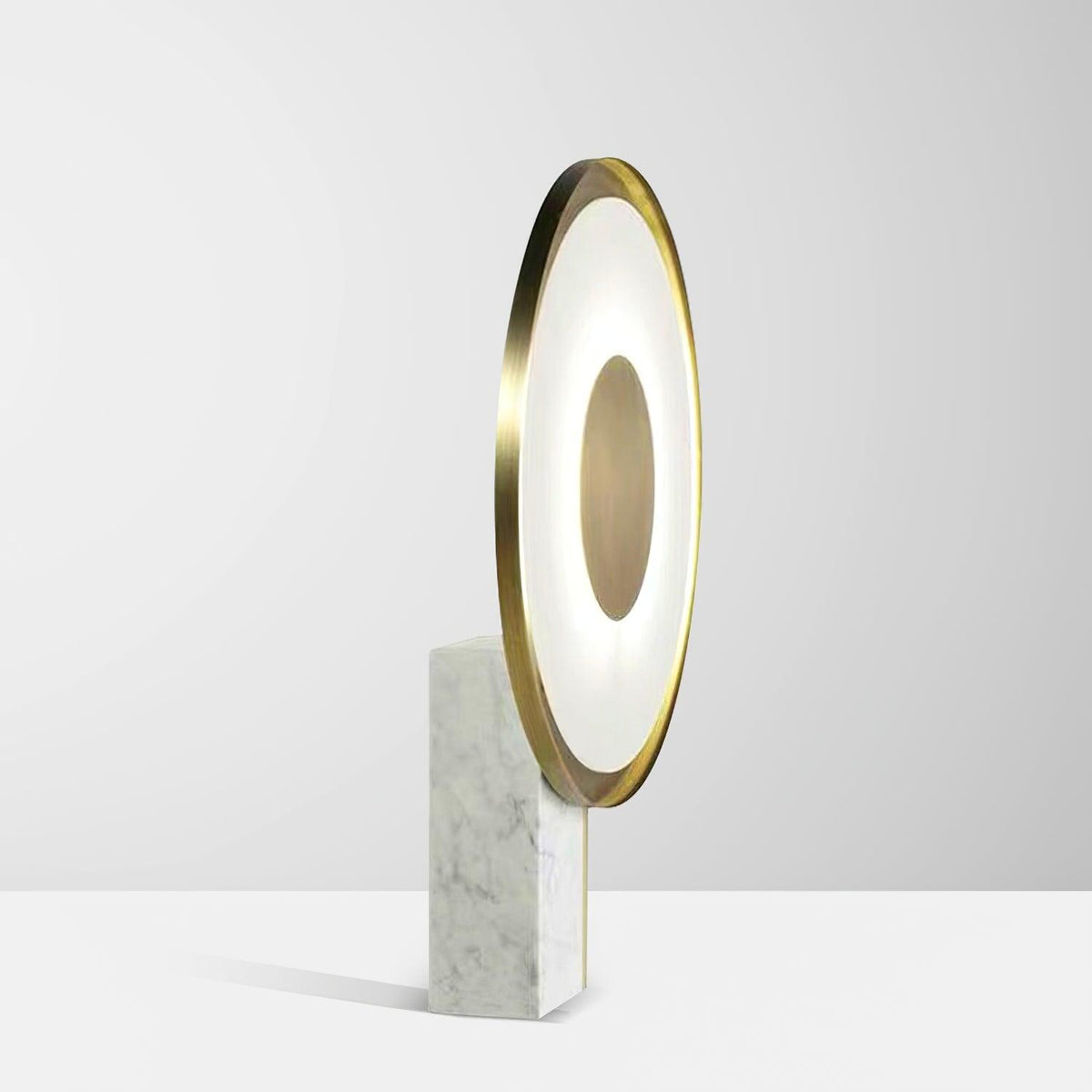 Tessain lámpara de mesa en mármol minimalista