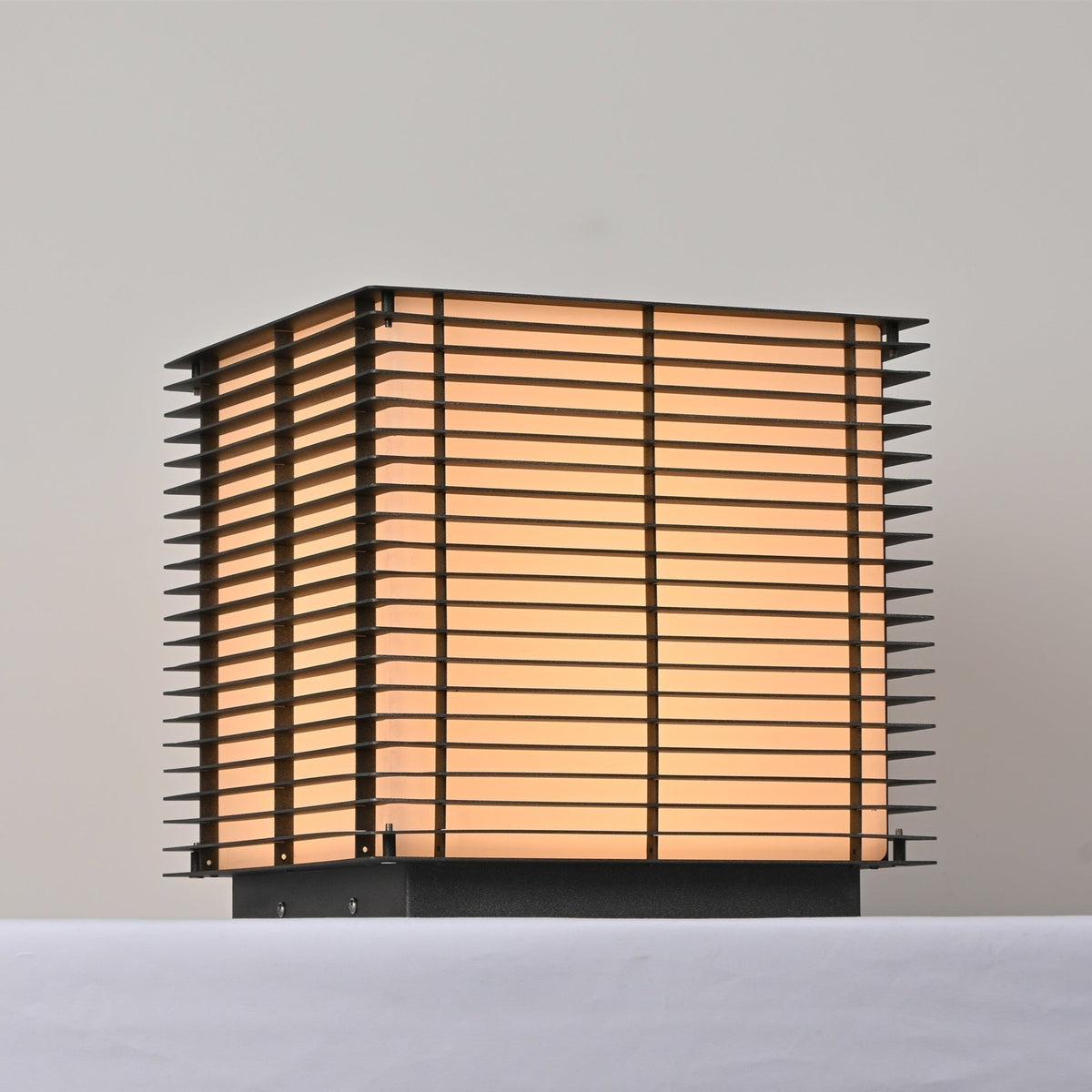 Cubra Grid Post luminaria exterior