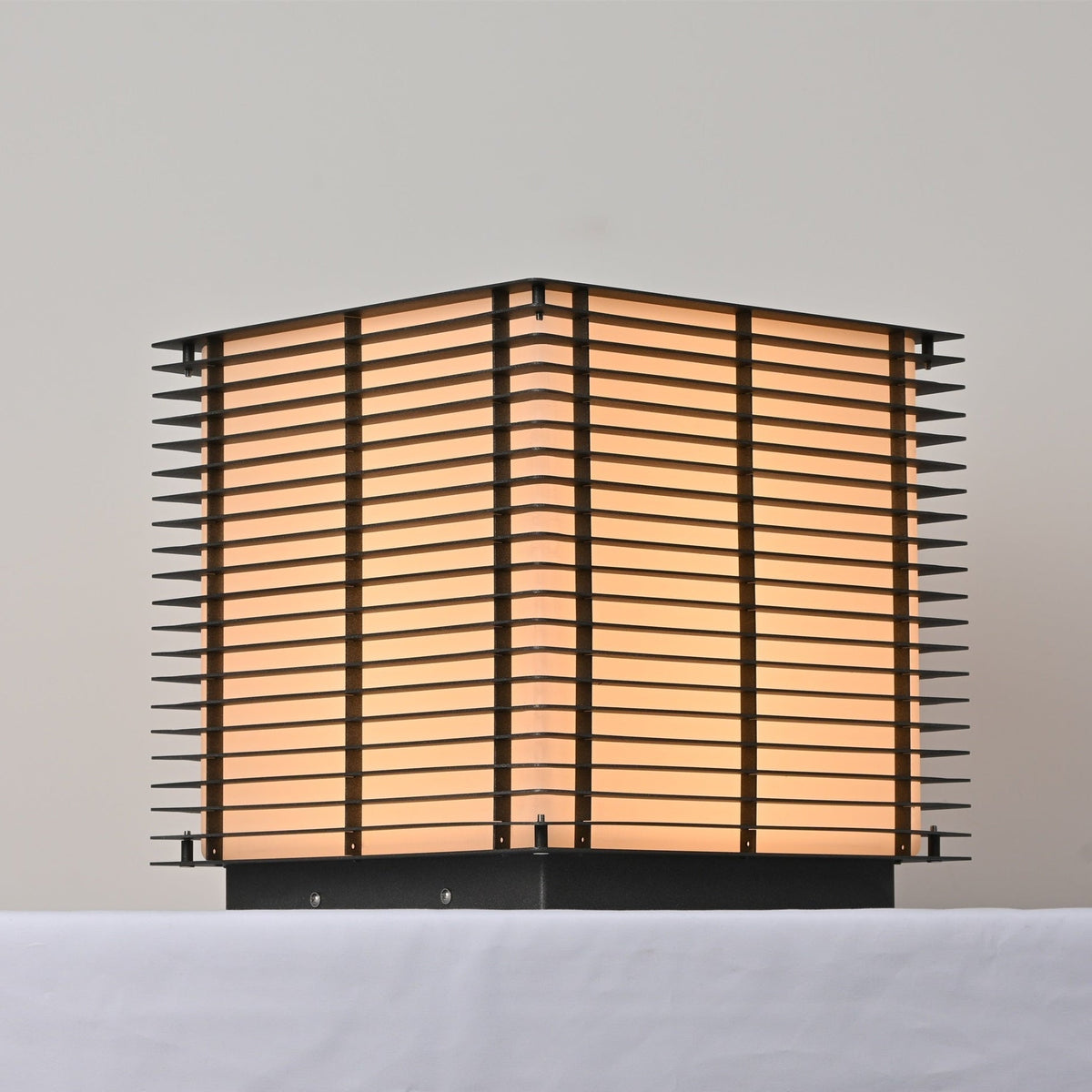 Cubra Grid Post luminaria exterior