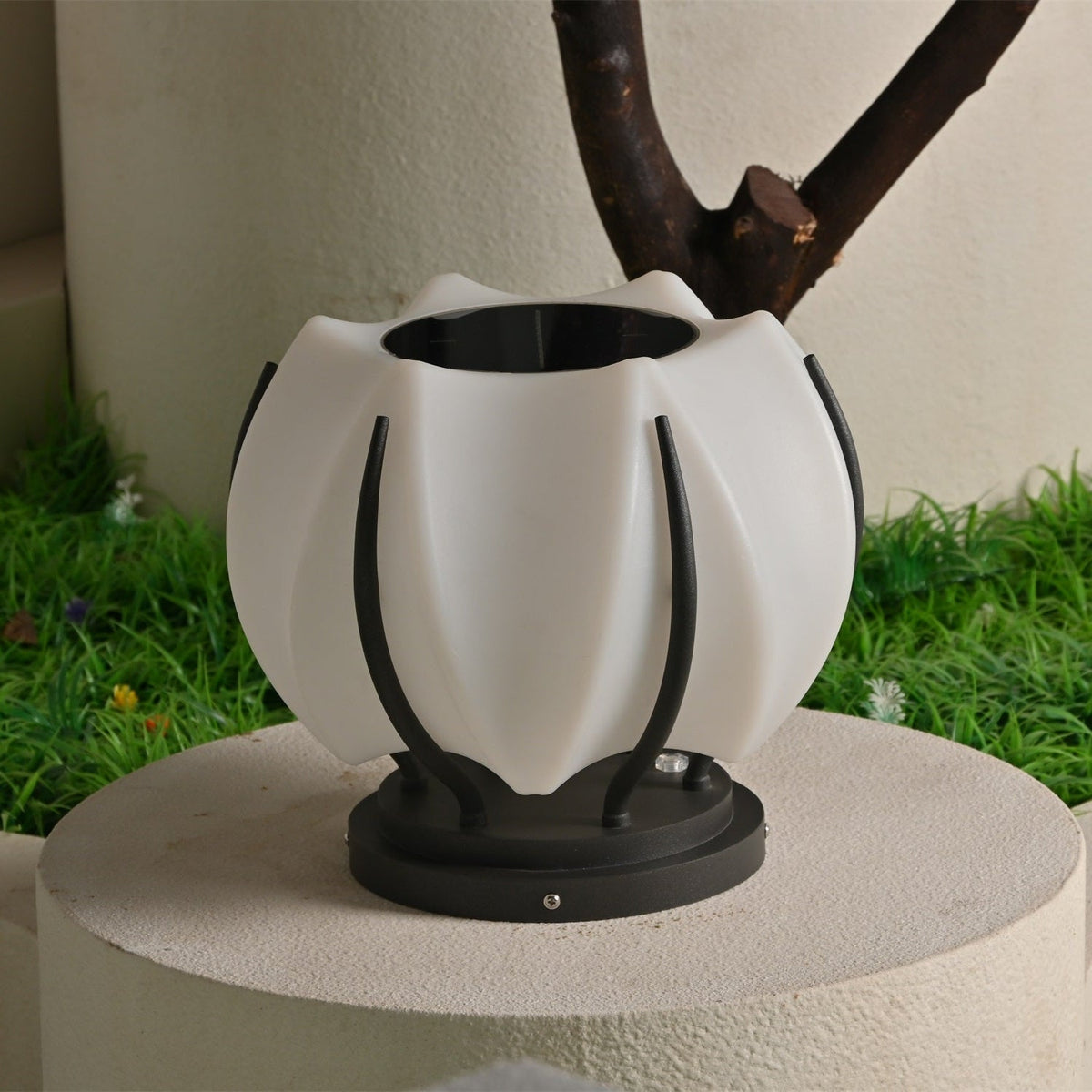 Leon luminaria exterior minimalista