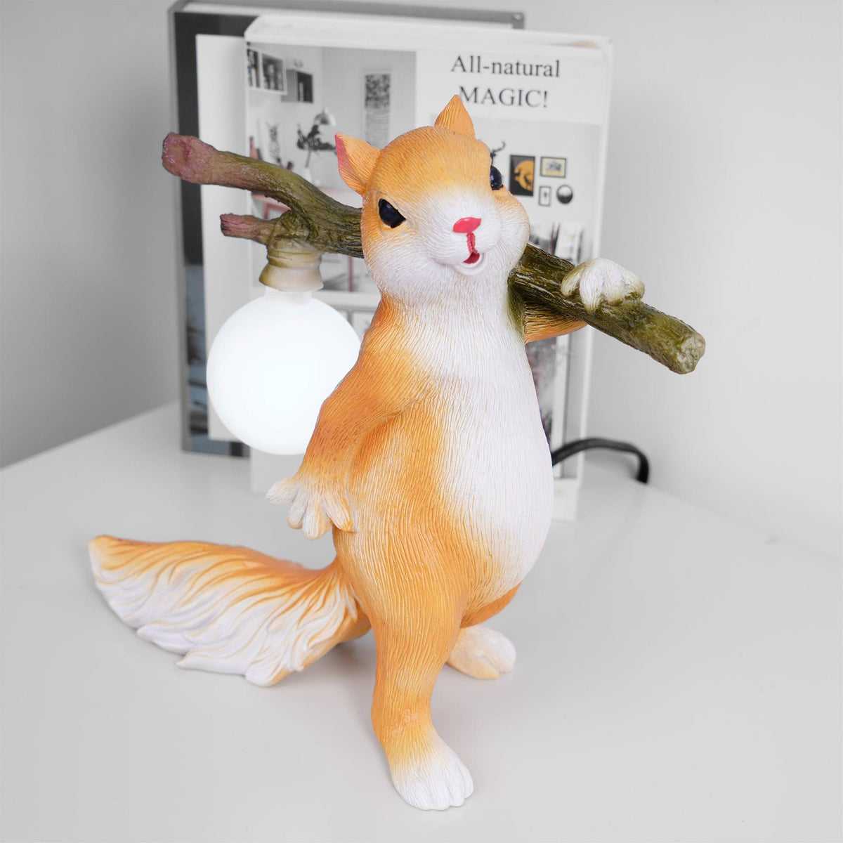 Squirrel lámpara de mesa