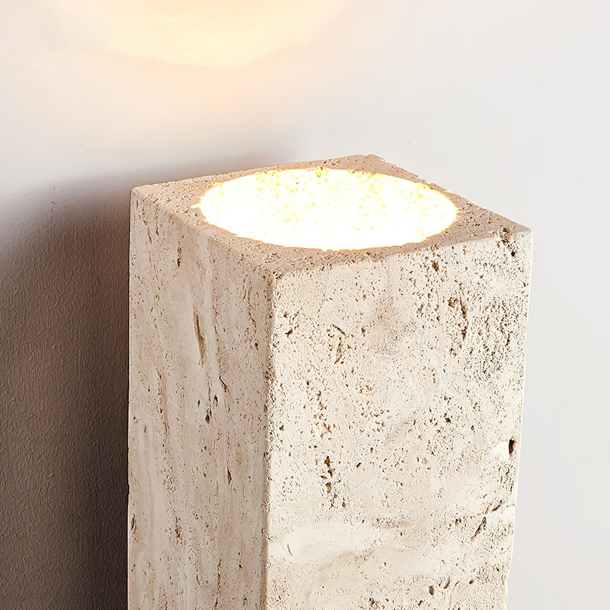 Elsoran aplique de pared travertino