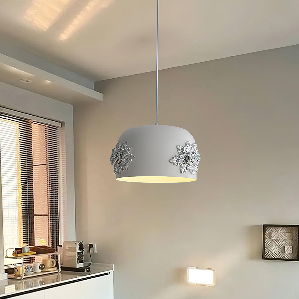 Solstice aplique de pared minimalista de resina