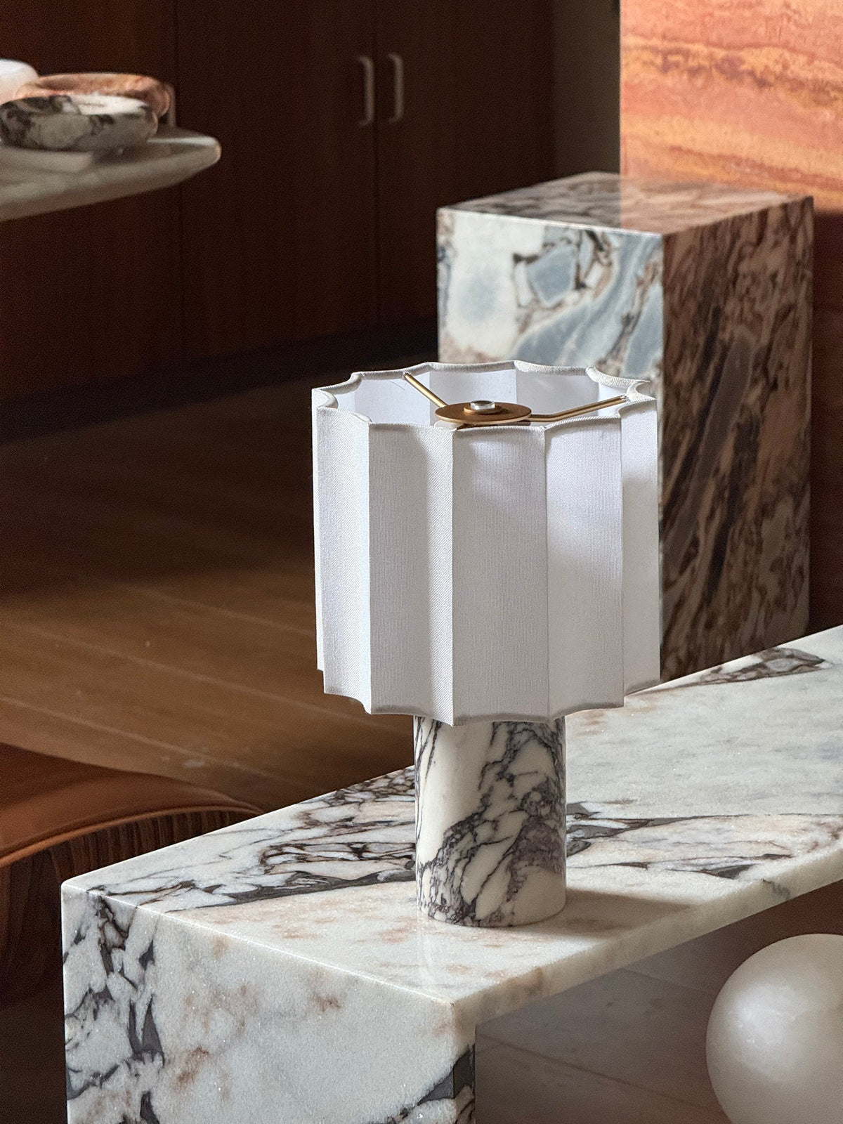 Selivella lámpara de mesa (con batería integrada)