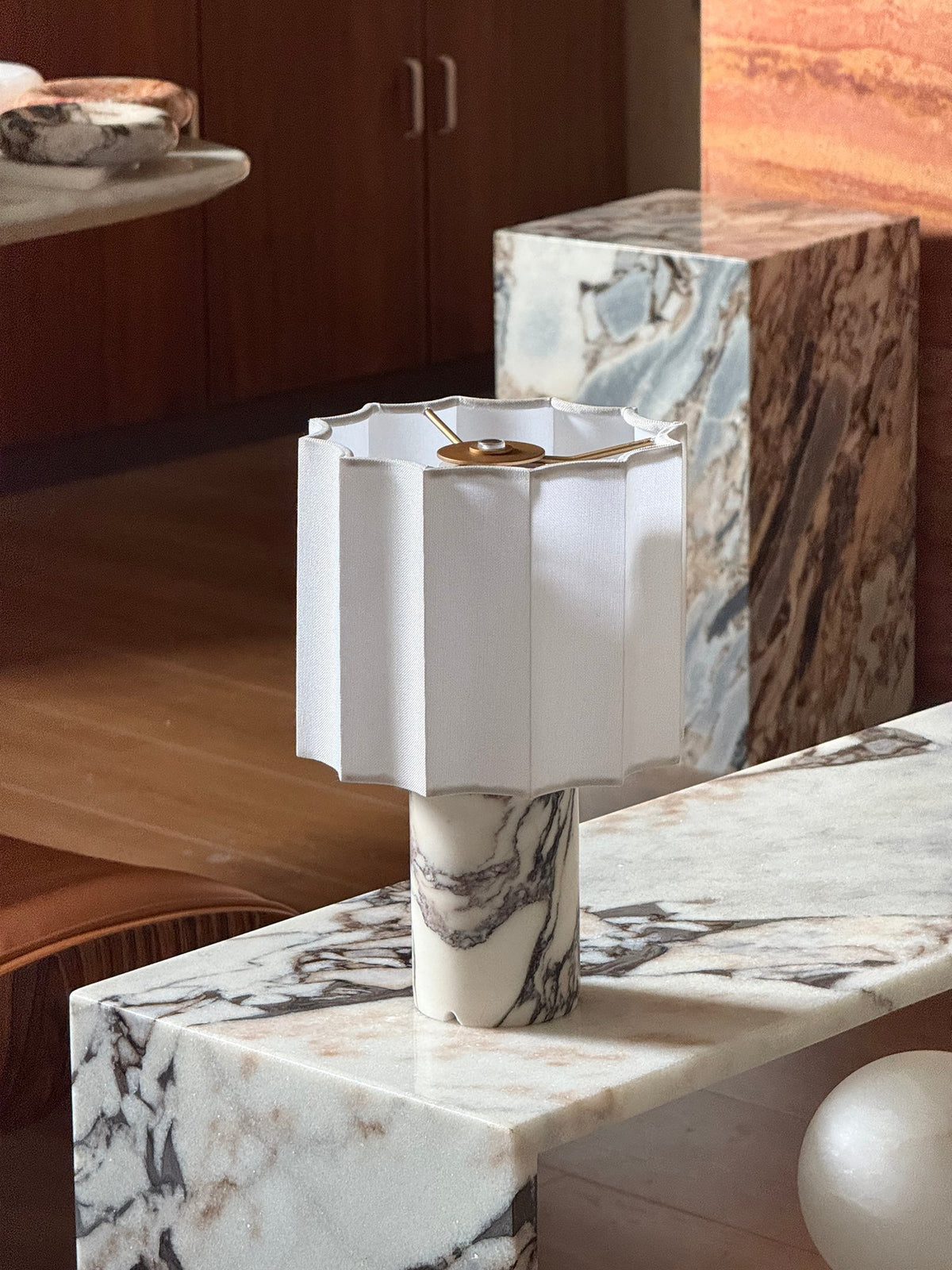 Selivella lámpara de mesa (con batería integrada)