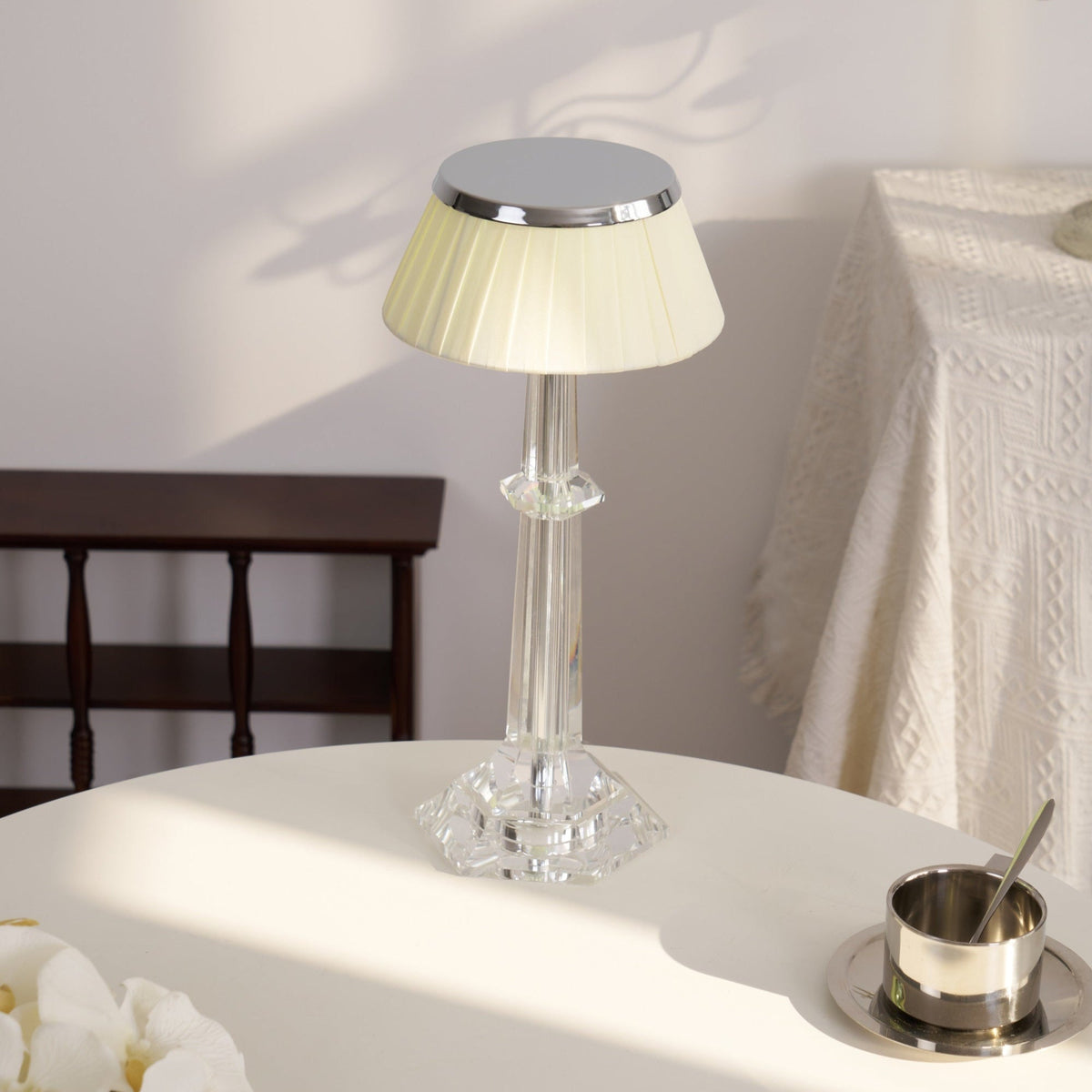 Haloza lámpara de mesa de lujo en tejido