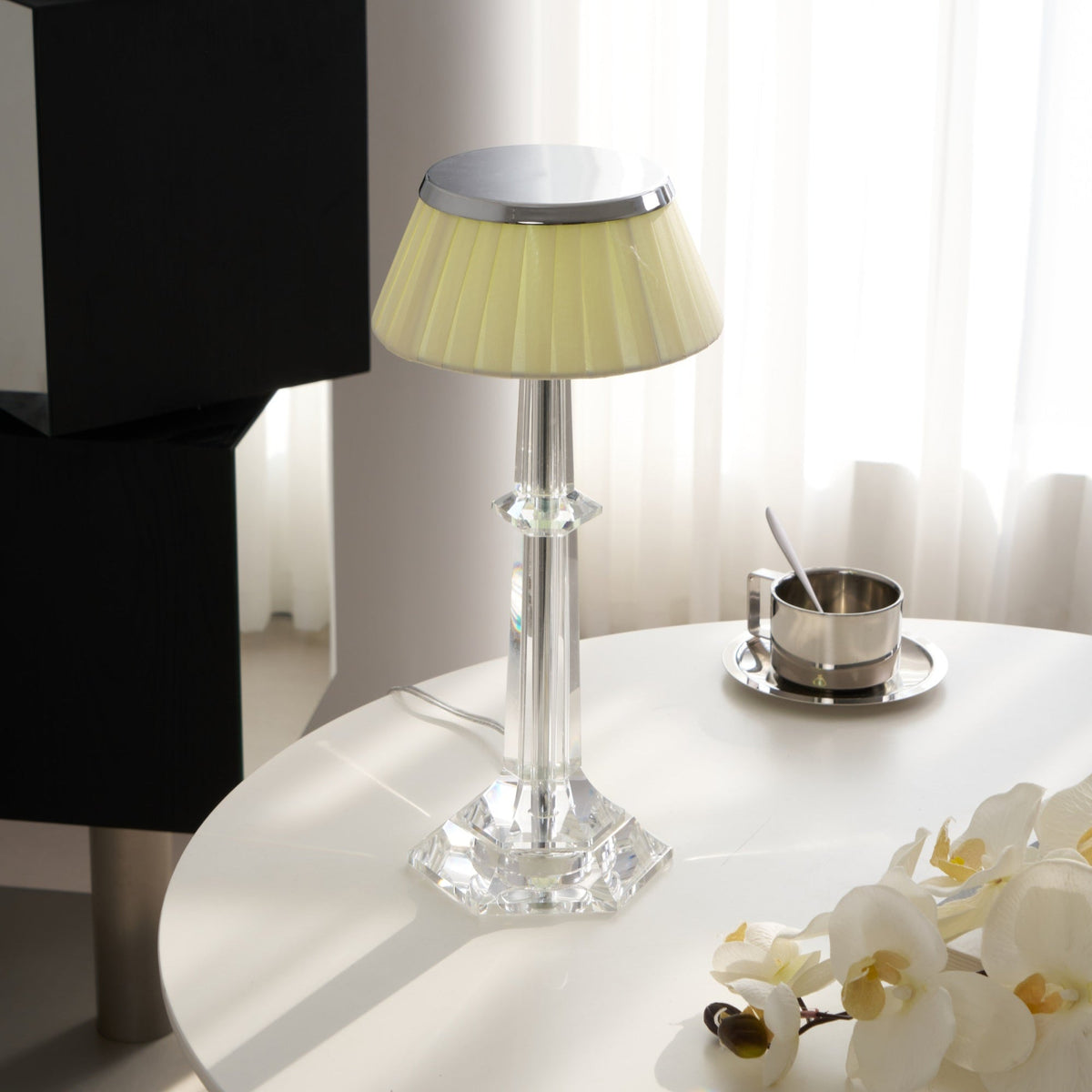 Haloza lámpara de mesa de lujo en tejido